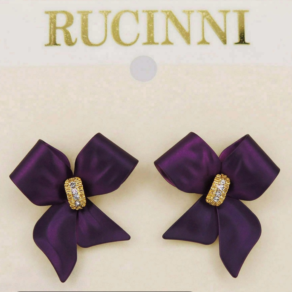 Rucunni vintage purple satin finish with Swarovski crystals